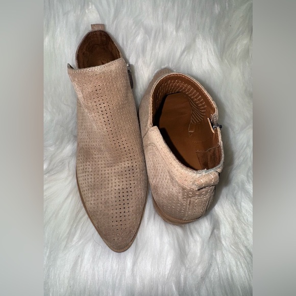 Franco Sarto Tan Ankle Booties with Perforated Design - Picture 7 of 9